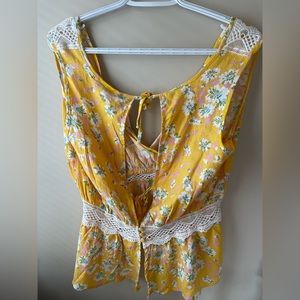 Women’s summer top!